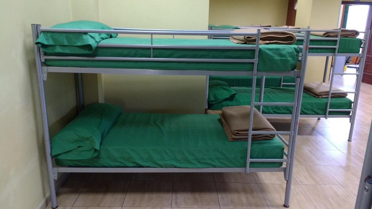 Albergue Los Caminantes 2 Arzúa المظهر الخارجي الصورة